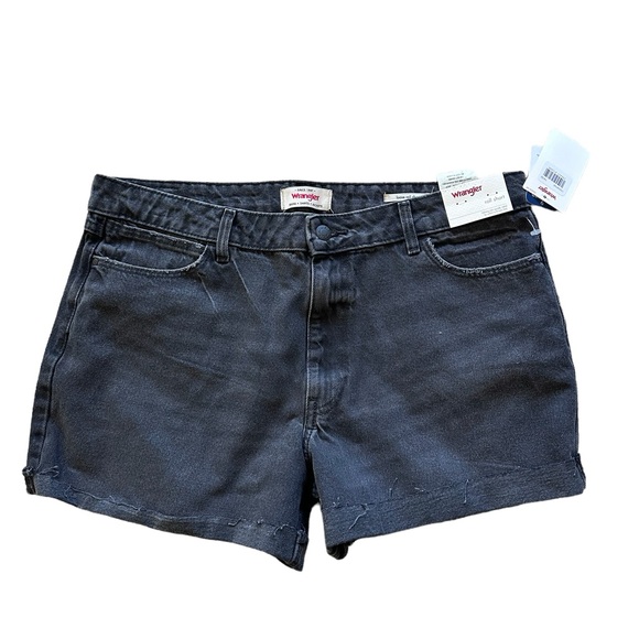 NWT Wrangler Women's Destructed Denim Loose Roll Short Moonlight - Picture 9 of 10